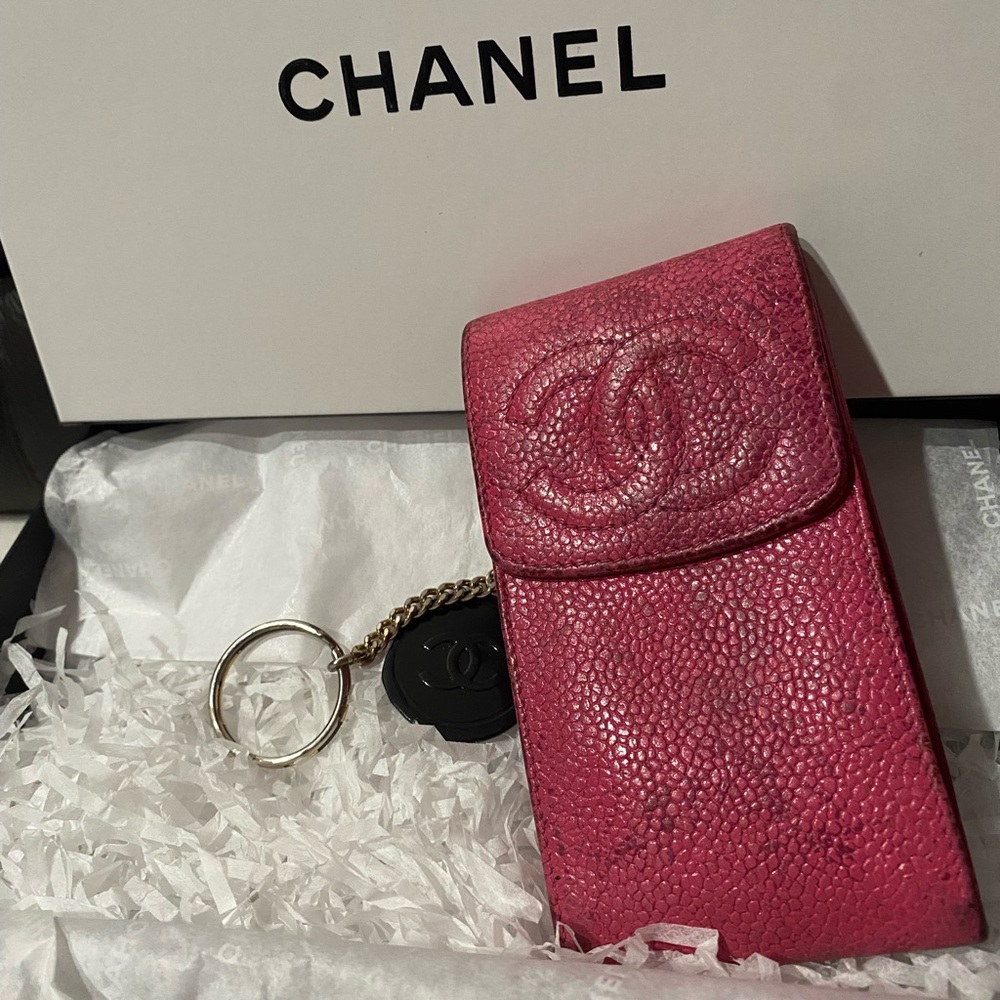 Vintage Chanel cigarette holder bag